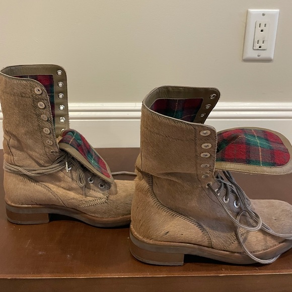 Chanel boots - Picture 2 of 5